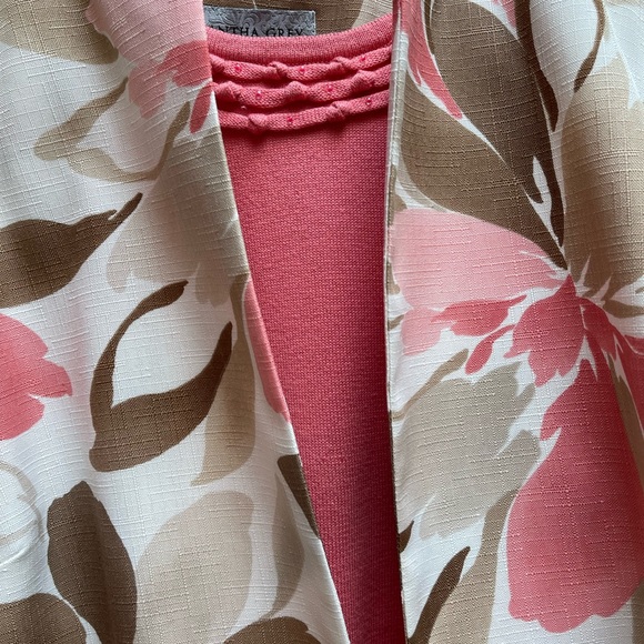 Samantha Grey 3 piece outfit - Size 14.  Only wore a couple times!  Like new! - Picture 2 of 16